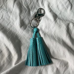 Tassel clip